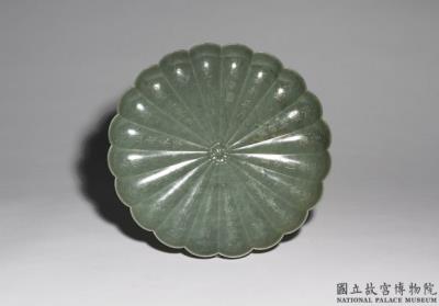 图片[2]-Jade floral plate, Mughal Empire-China Archive